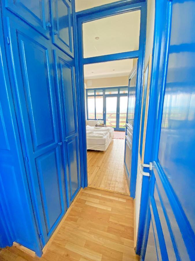 Hilltop Borbirtok & Etterem Hotel Neszmely ภายนอก รูปภาพ